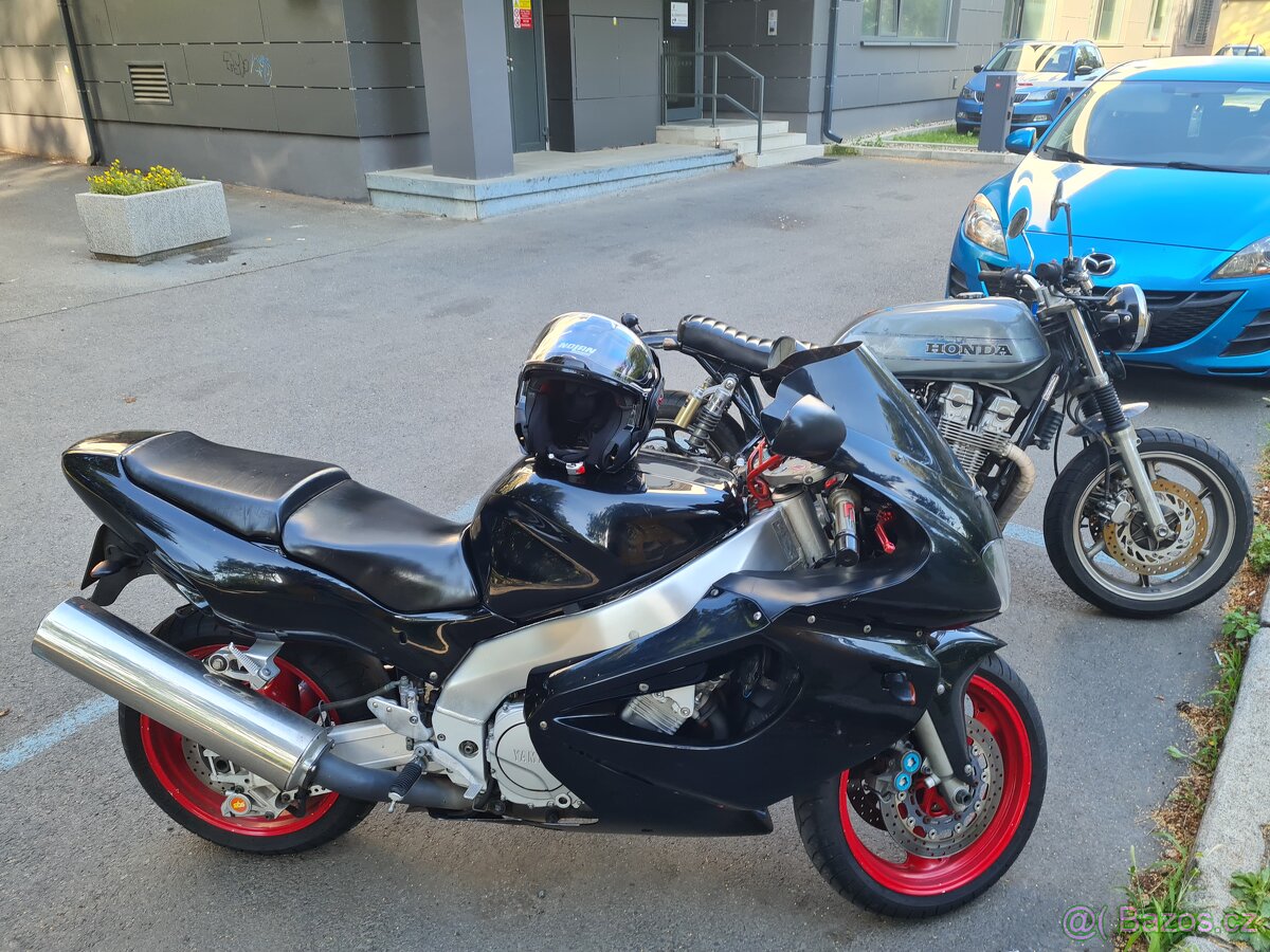 YAMAHA 1000 THUDERACE - 3