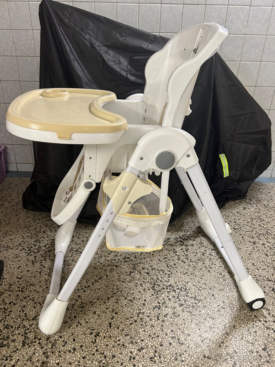 Jídelní sedačka - 3