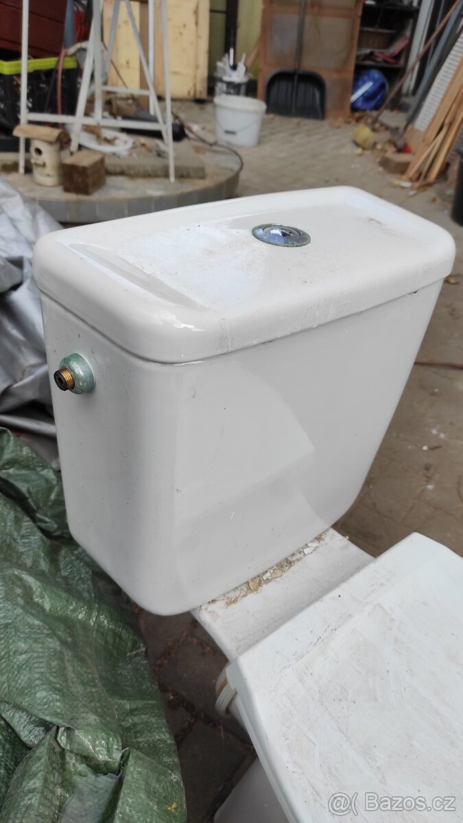 WC kombi + umyvadlo - 3