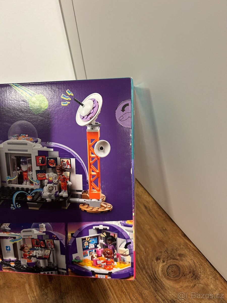 Lego Friends 42605 Mars Space Base and Rocket - 3