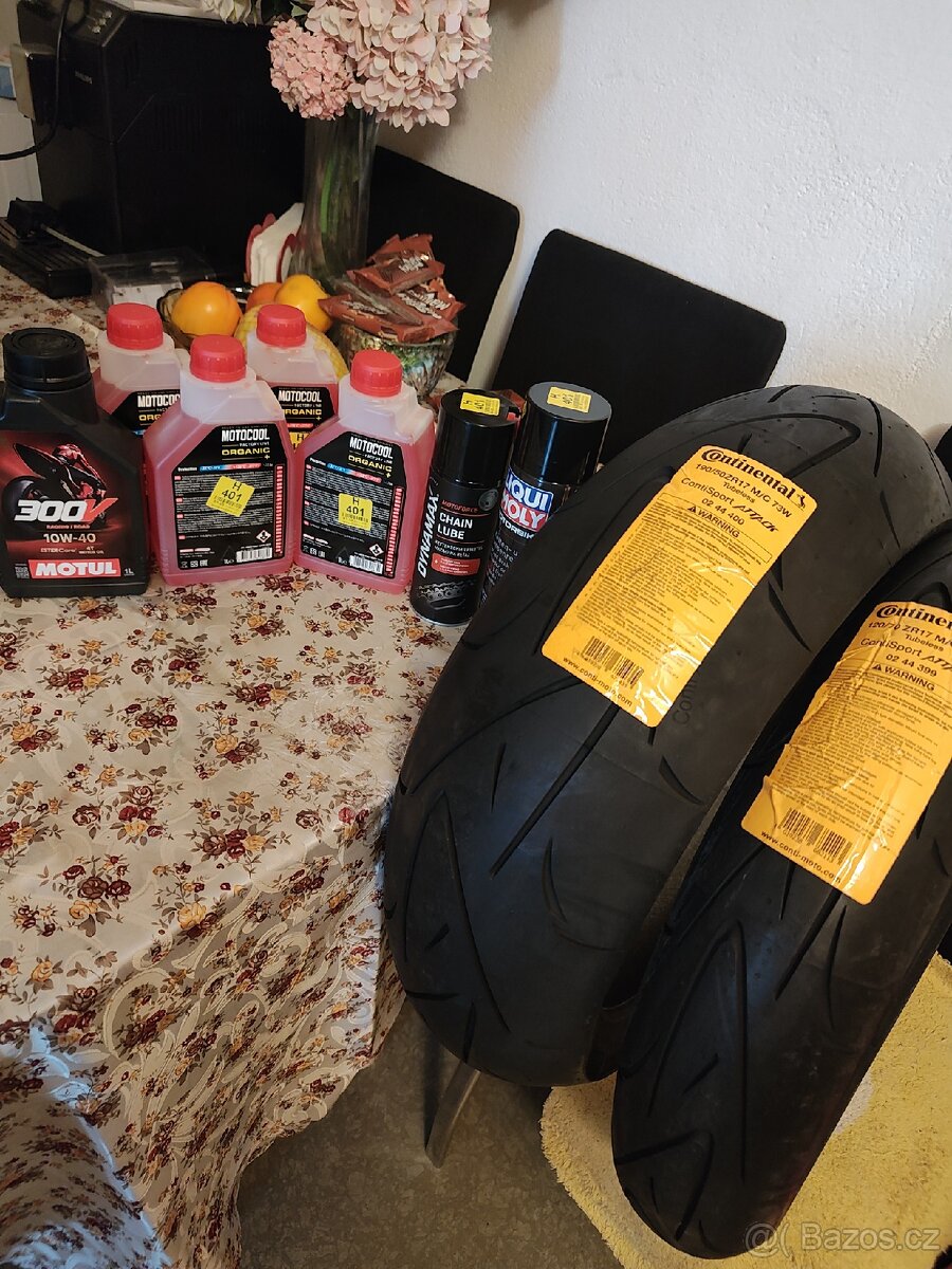 Antifreeze na motorku Motul - 3