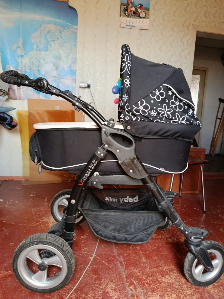 Kočárek - zánovní - 3