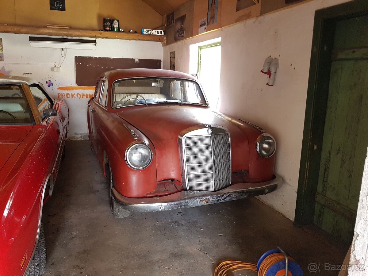 Mercedes W105-219 2x - 3