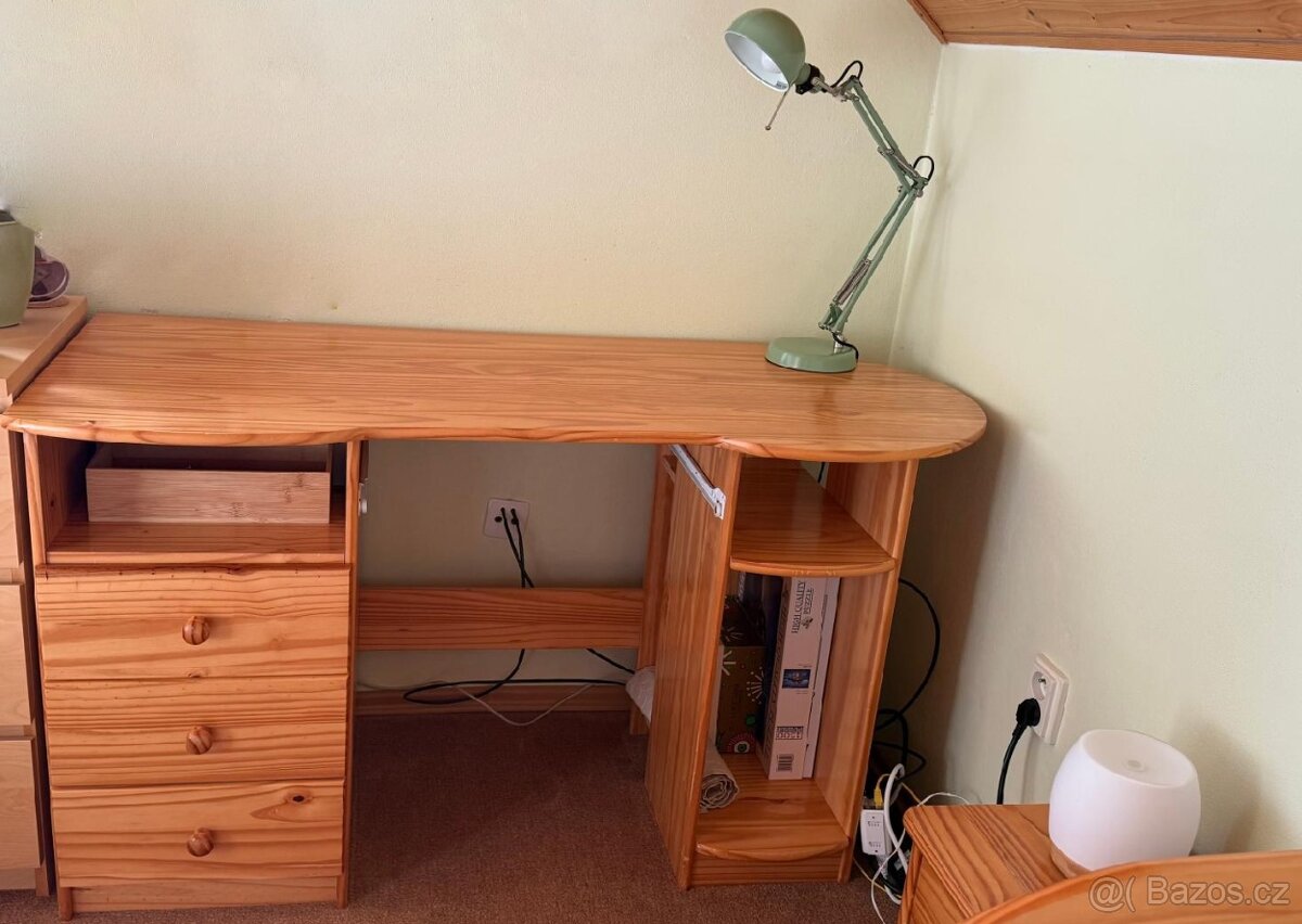 Postel rozkládací, noční stolek, PC stůl - 3