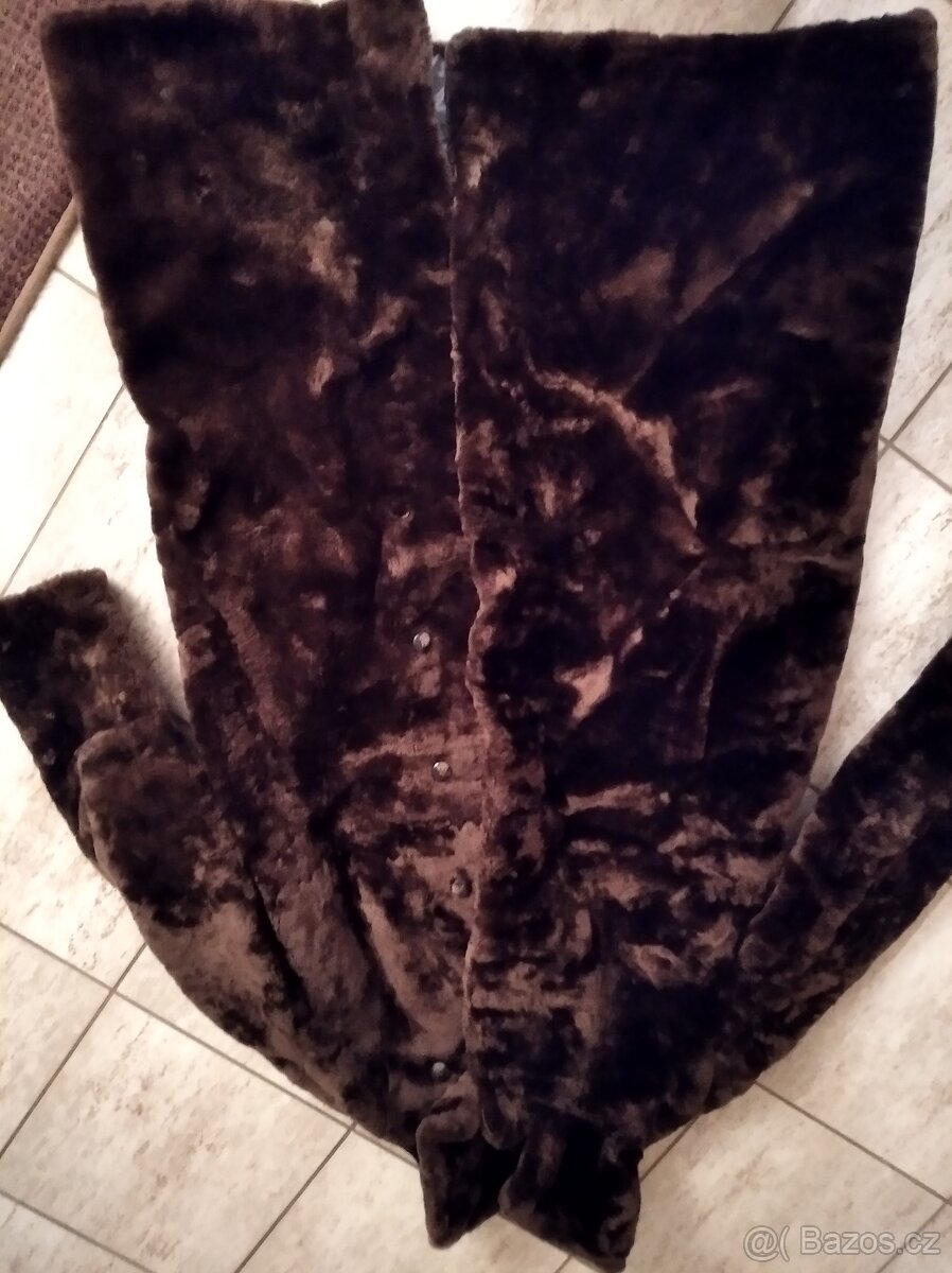 Kožich pro certa - 3