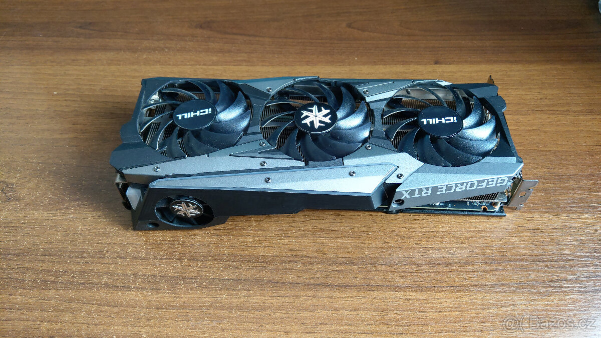 INNO3D GeForce RTX 3070 ICHILL X4 - 3