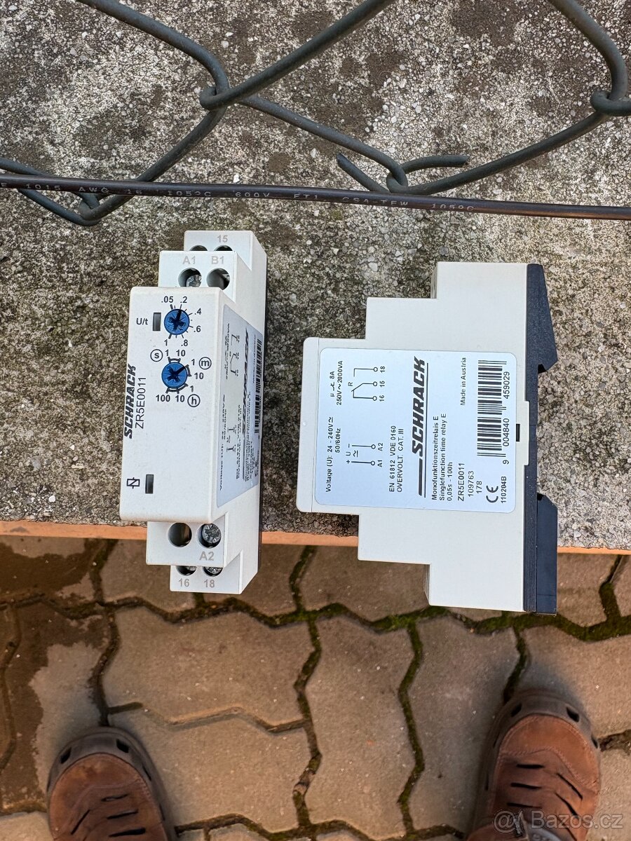 Časové relé Schrack ZR5E0011 24-240A AC/DC - 3