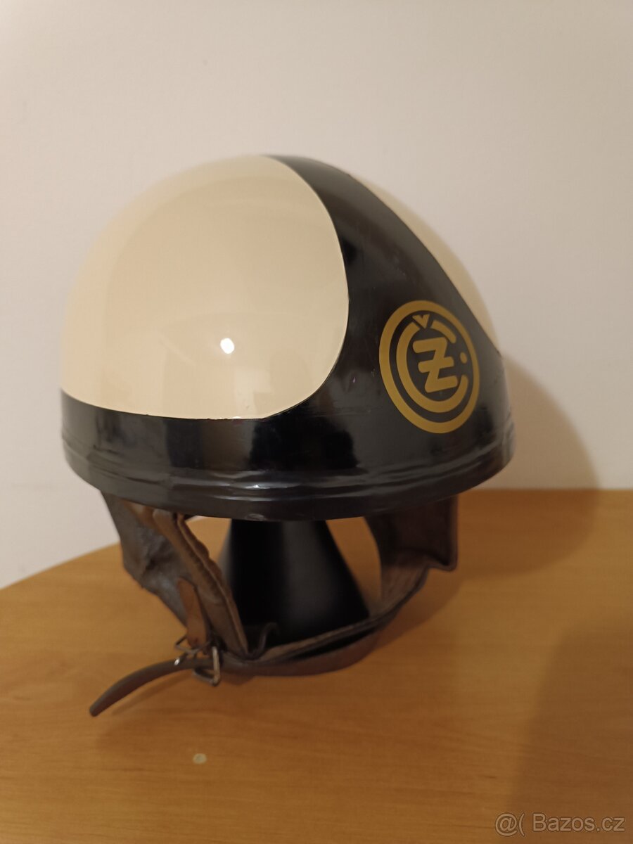 Stará přilba, helma - ČZ - 3