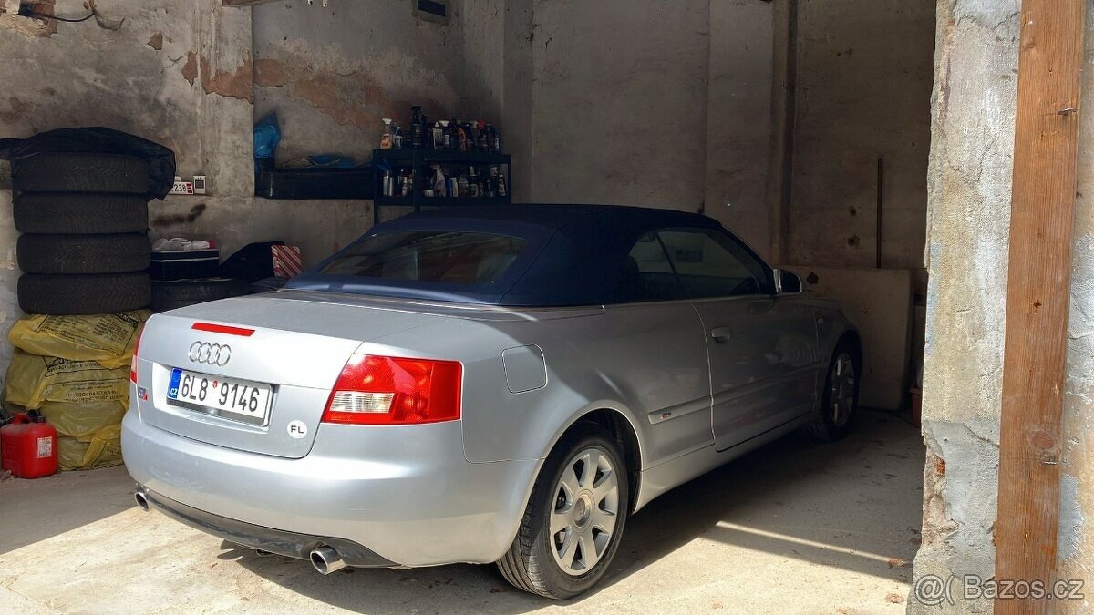 Audi A4 Cabrio 2.4 V6 - 3