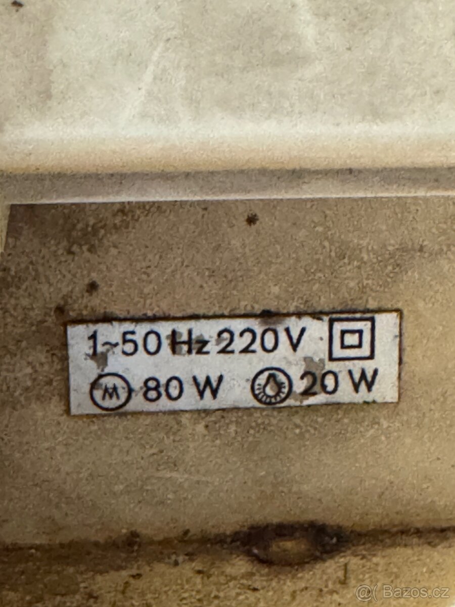 Skříňový šicí stroj Lucznik 438 - 3