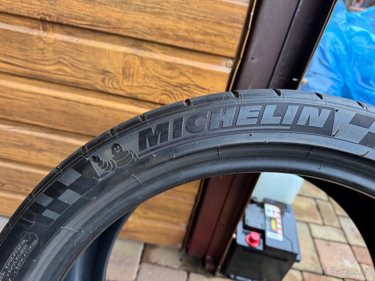 Michelin Pilot Super Sport 265/35 ZR19 - 3