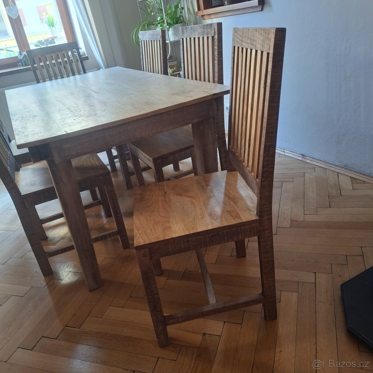 Jídelní stůl + židle. - 3