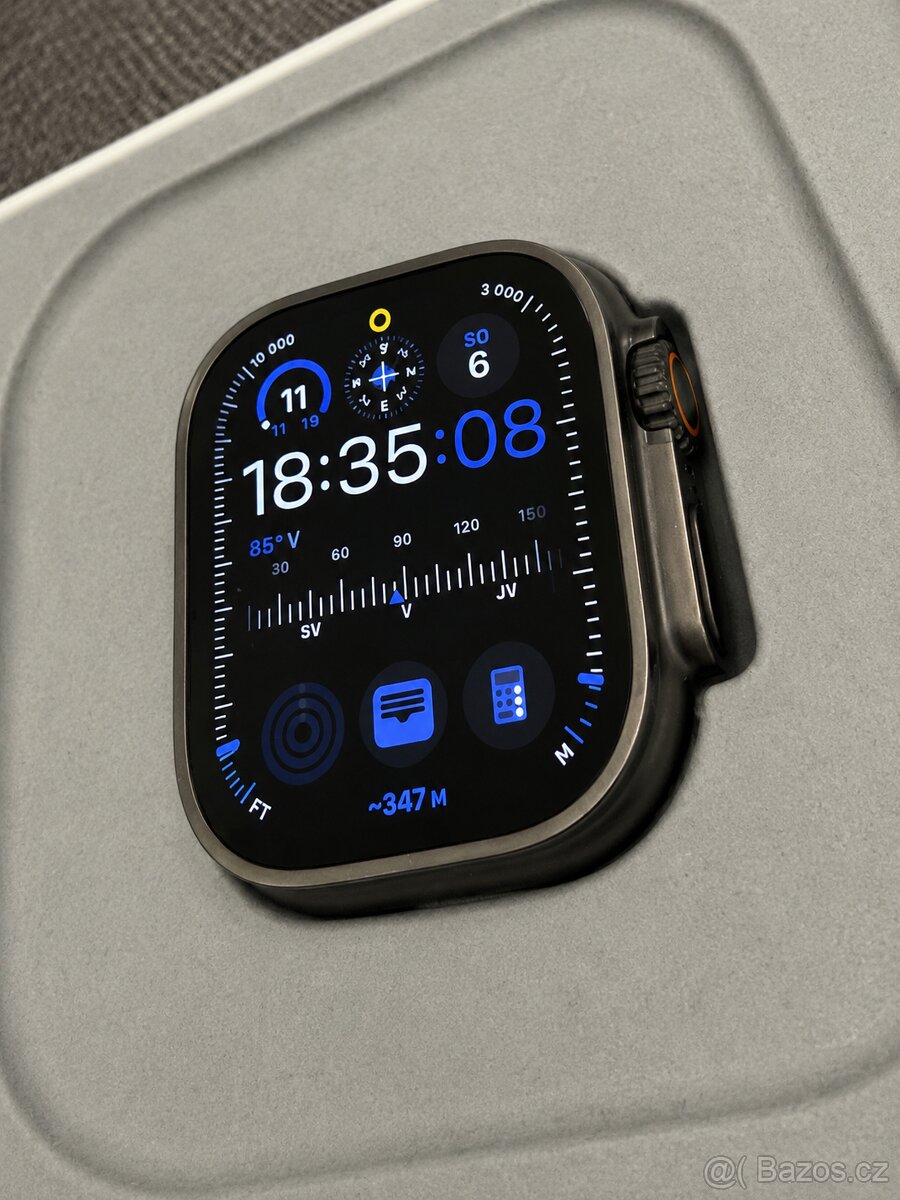 Apple Watch Ultra 2 černý titan - 3