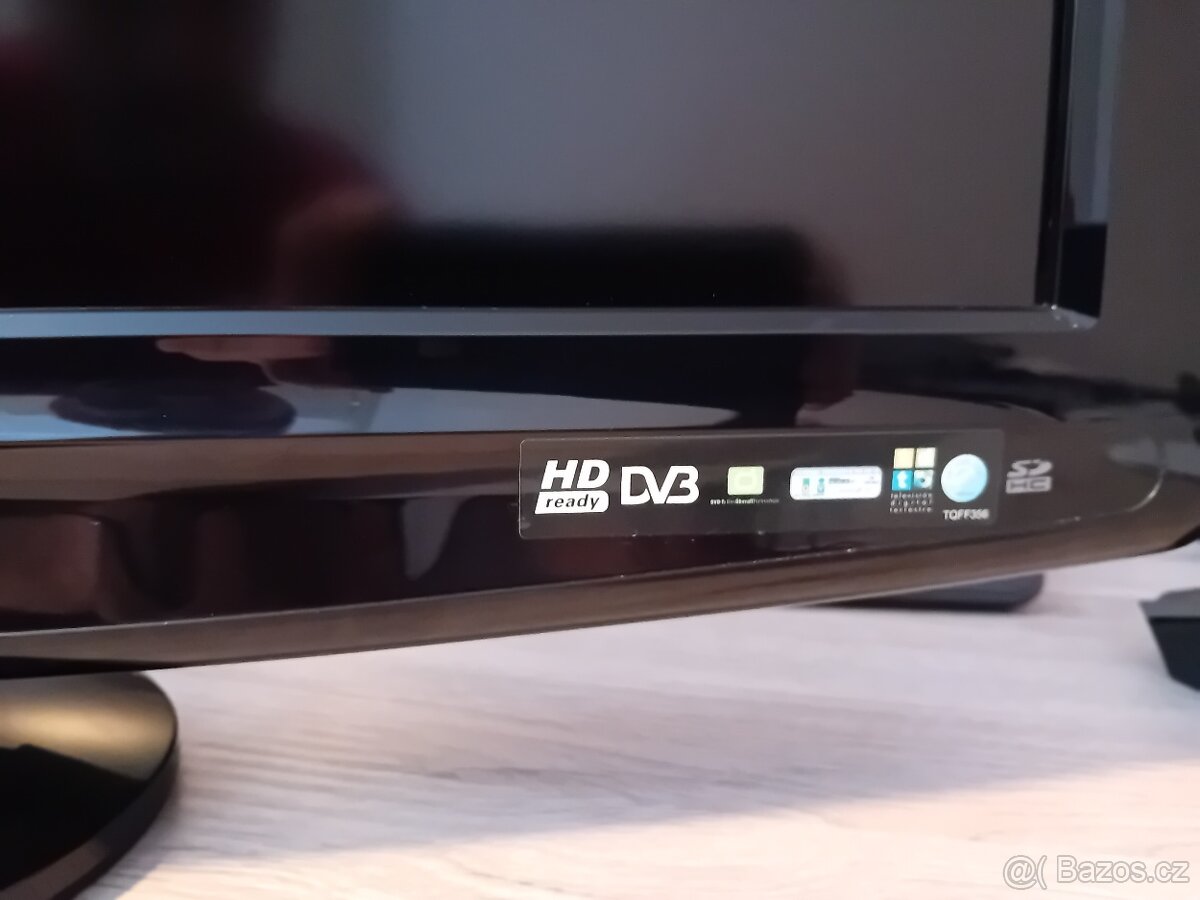 PANASONIC TX-L32C10E LCD TV - 82cm - 3