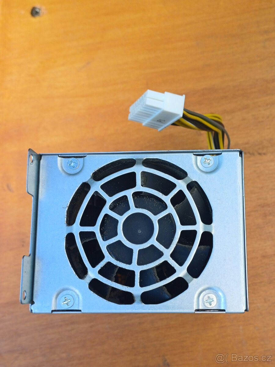 Zdroj Fujitsu - 3