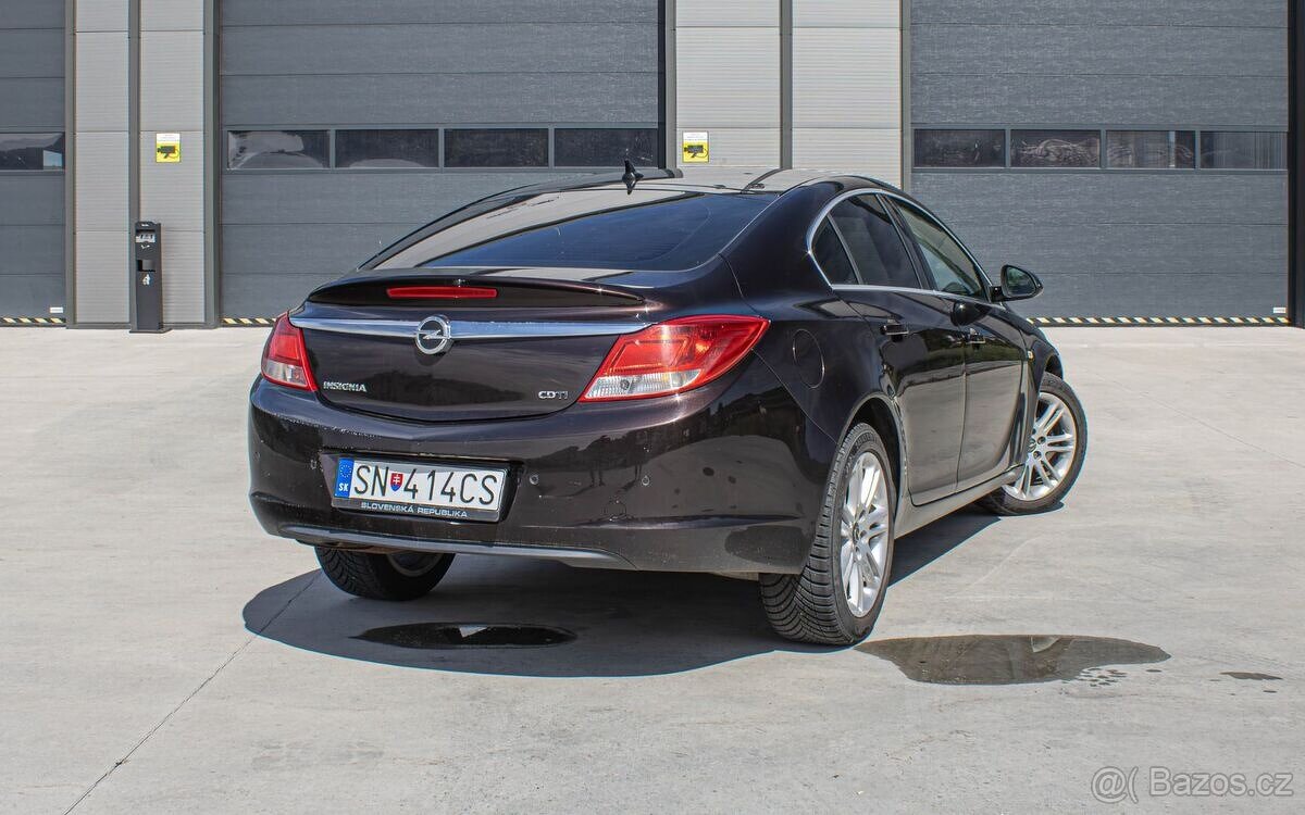 Opel Insignia 2.0 CDTI 2011 - 3