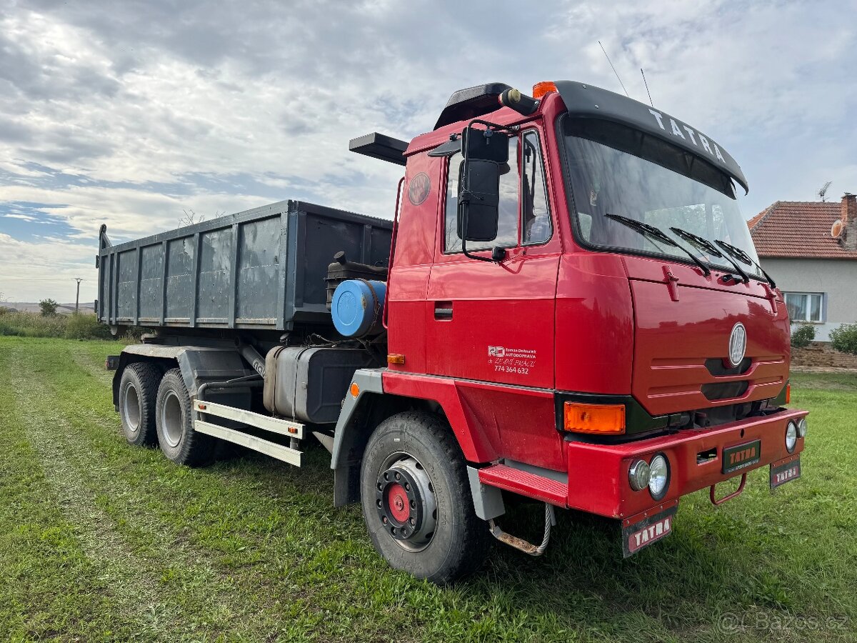Prodám Tatra 815 kontejner spodní hák,Traktor - 3