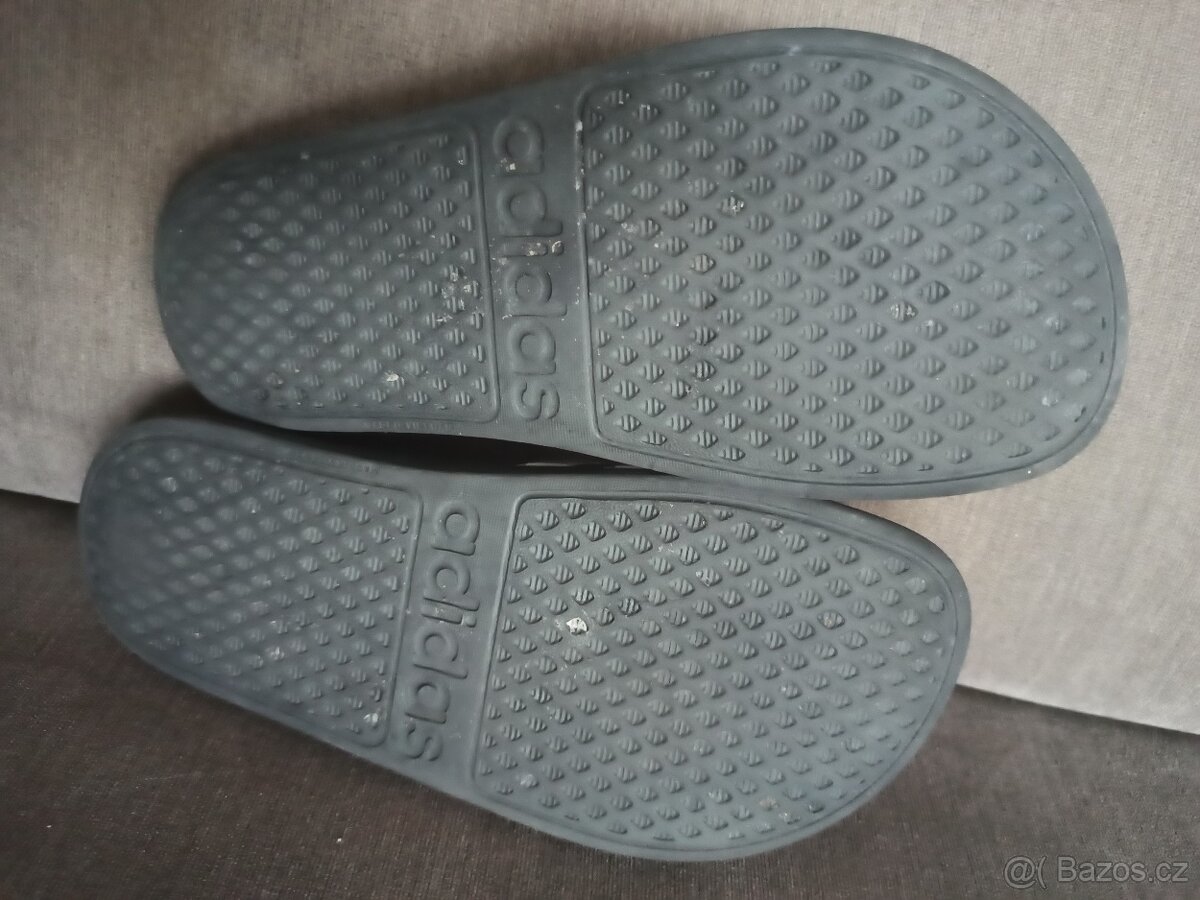 Pantofle Adidas 36 - 3