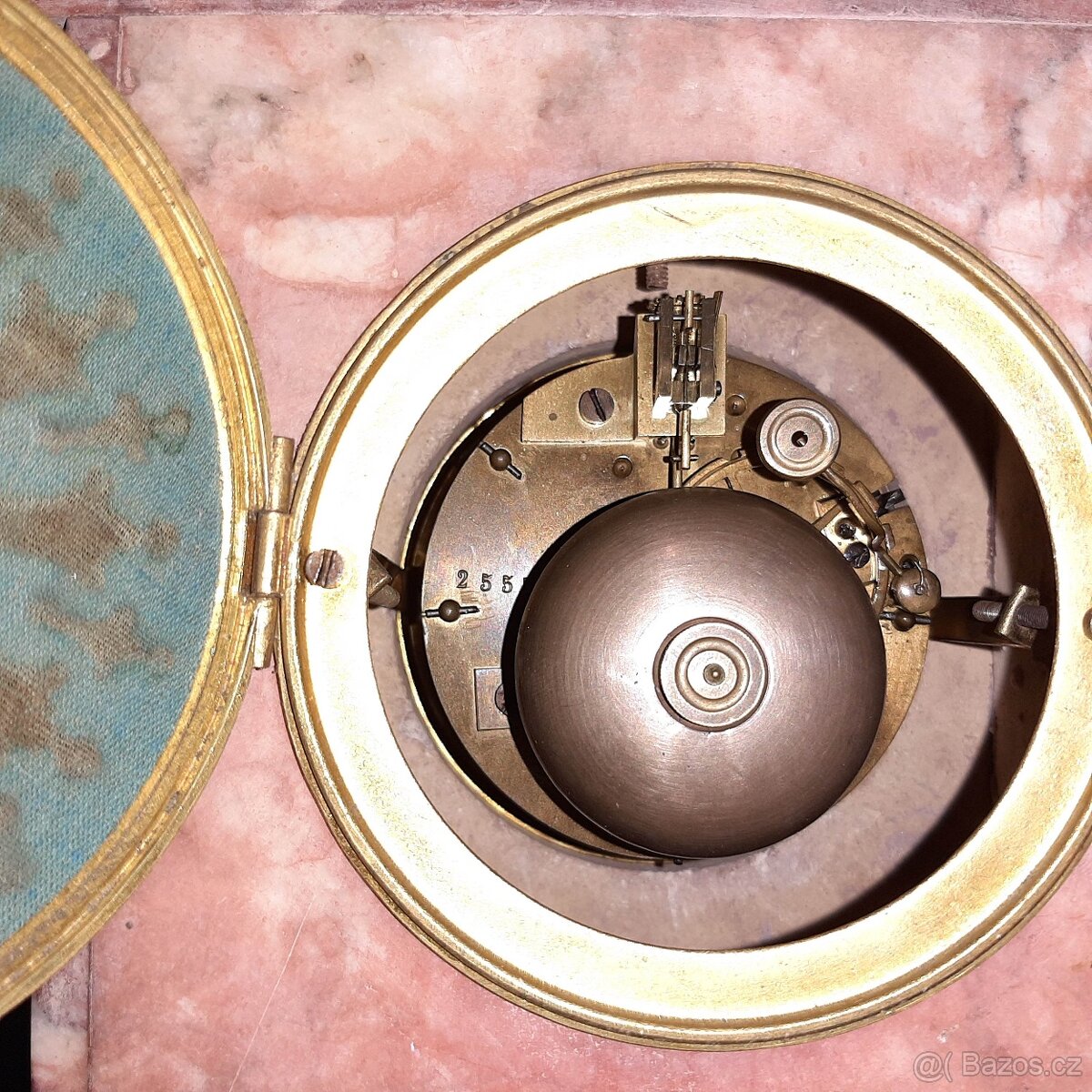 STAROŽITNÉ KRBOVÉ HODINY + SVÍCNY--FRANCIE 1920 - 3