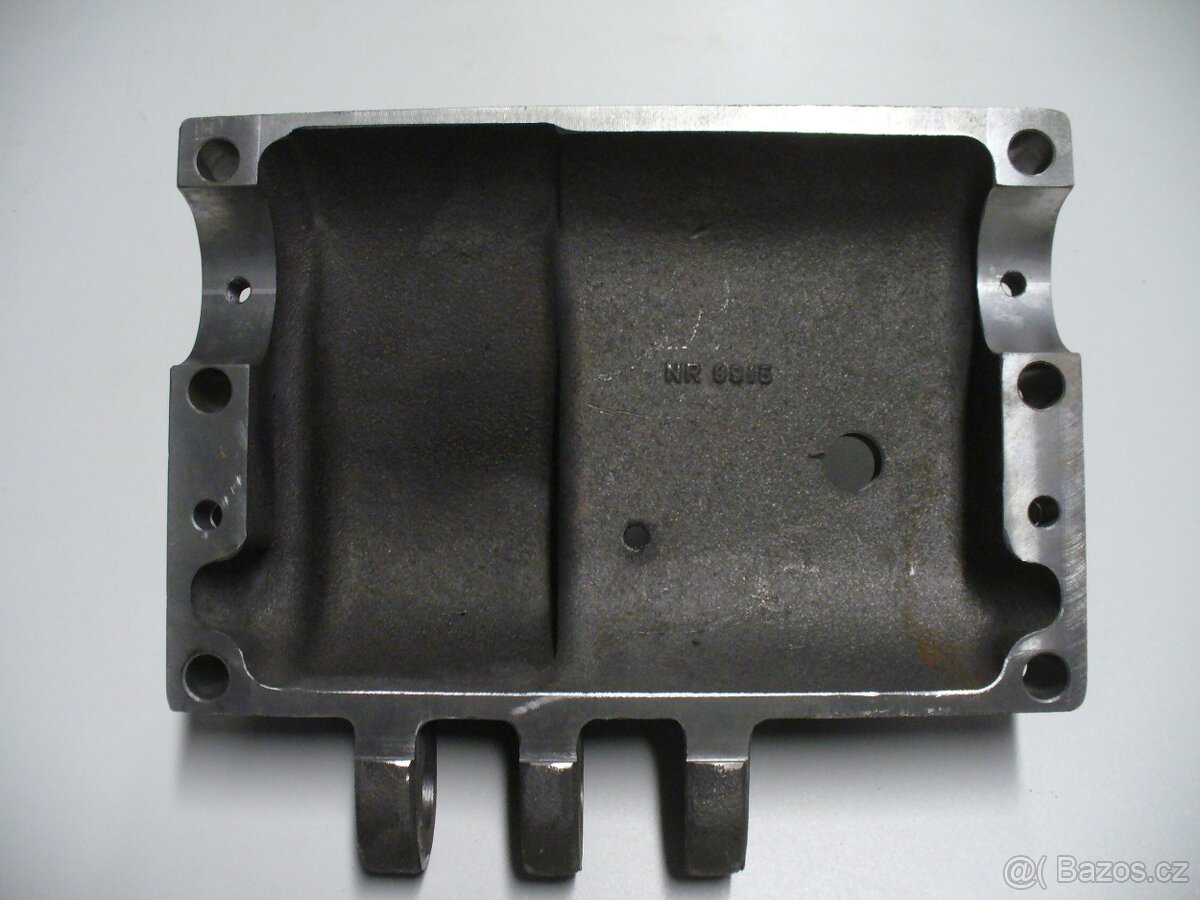 Víko hydrauliky Zetor 25 nově vyráběné. - 3