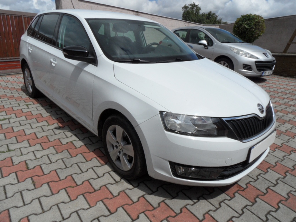 Škoda Rapid 1.0 TSi,66kw,zak. v ČR,naj.89000km - 3