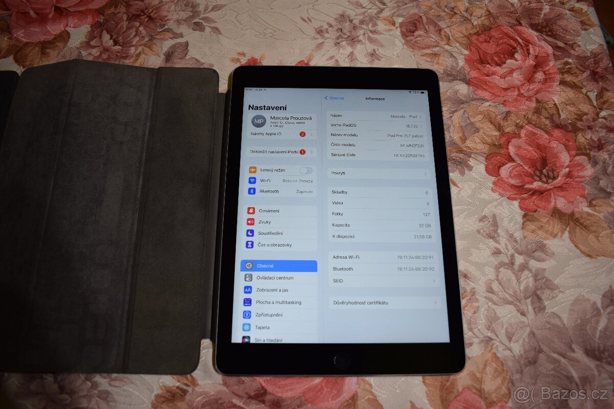 Apple iPad Pro 9.7-inch - A1673, (Wi-Fi Only), 32GB, (8) - 3