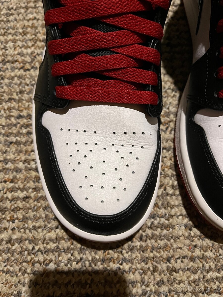 Nike Air Jordan 1 Mid - 3