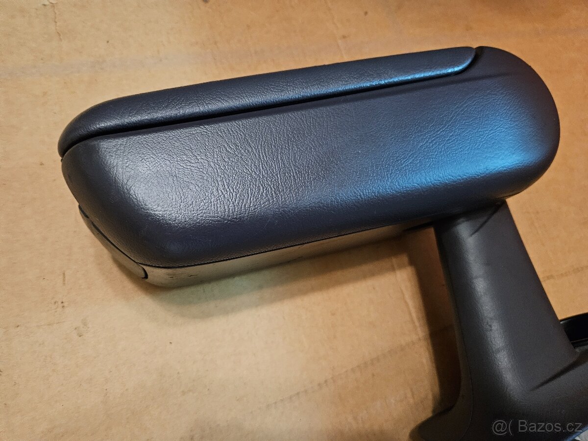 Mercedes A W168 Loketní opěrka - 3