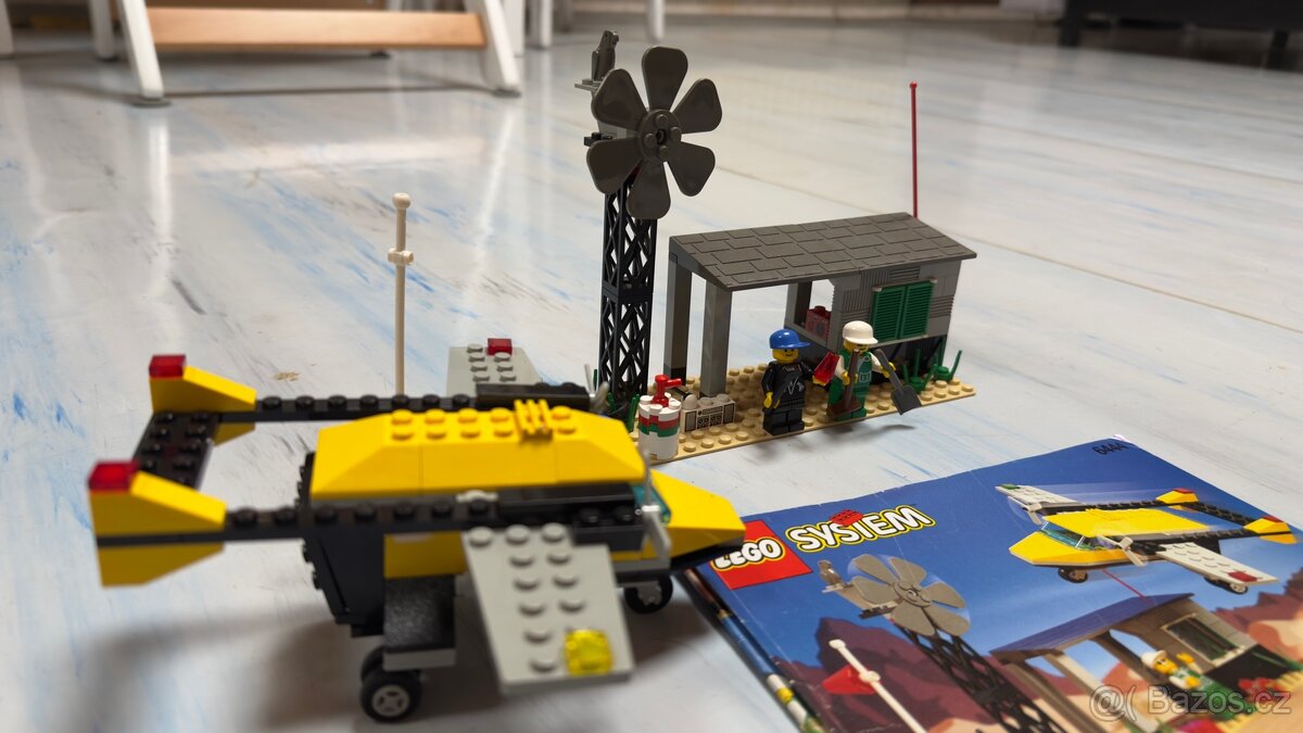 LEGO 6444 Outback Airstrip - 3