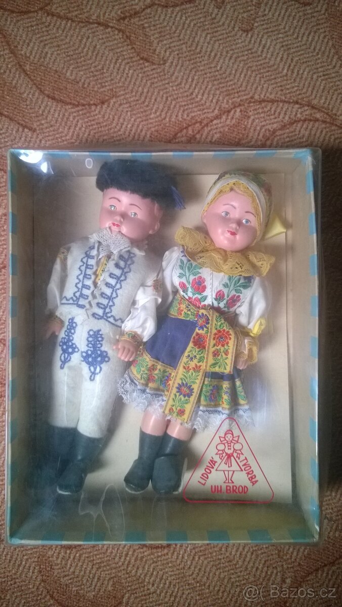 Medvěd, panenky, šašek, miminka - 3