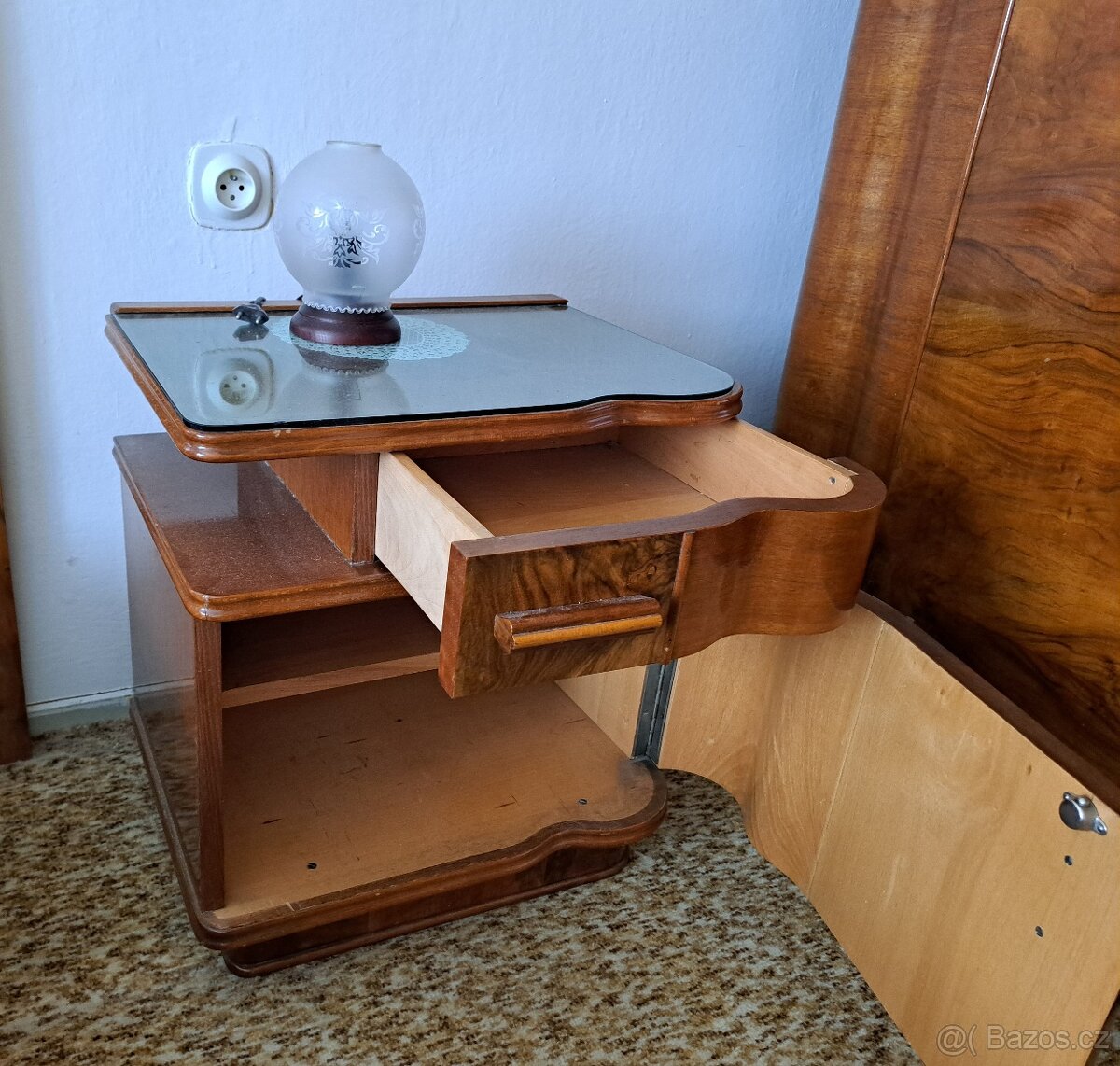 Noční stolky z masivu - 3