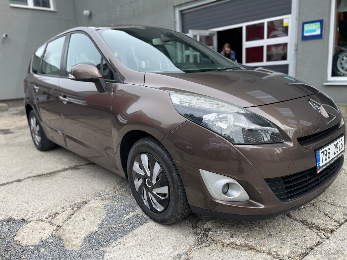 RENAULT GRAND SCÉNIC 1.5dCi - 3