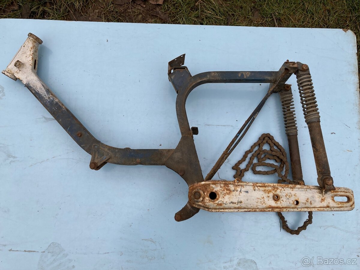 JAWA pionýr - díly - 3