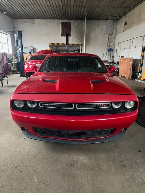 DODGE CHALLANGER 5,7 RT AUTOMAT 2015 - 3