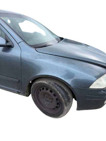 Škoda Octavia 2 Předfacelift Sedan - 3