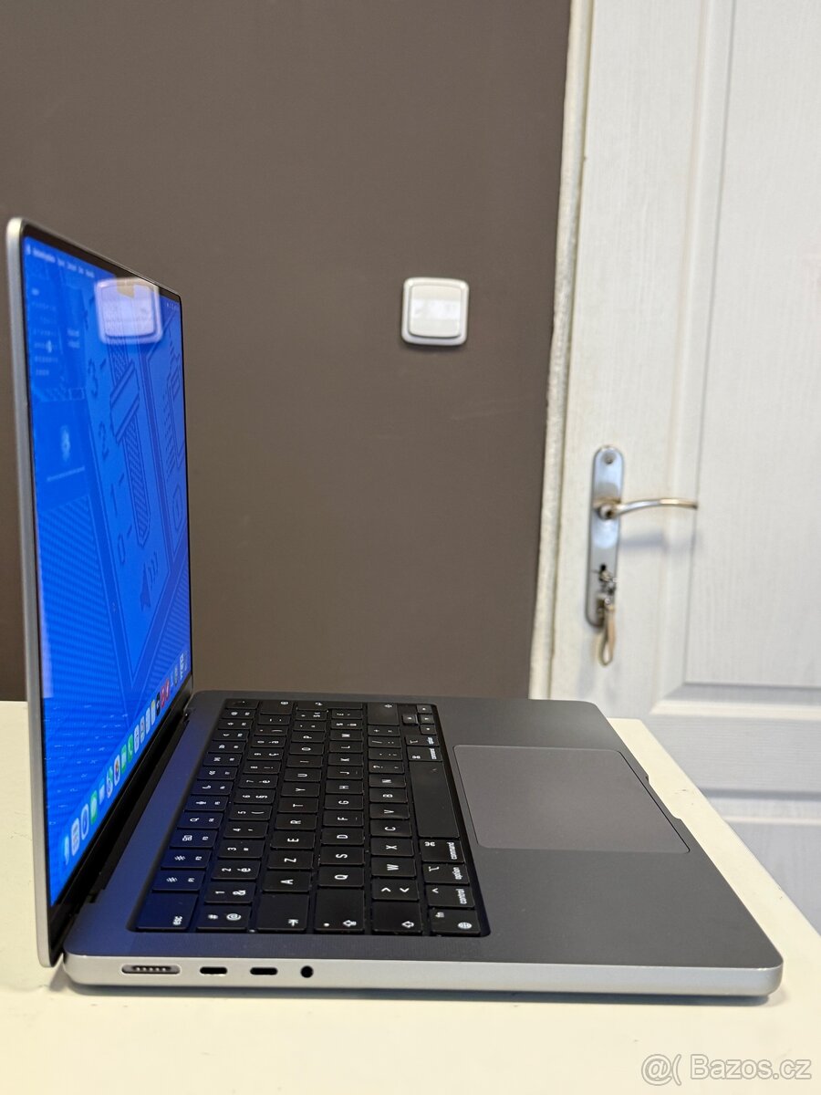 MacBook PRO 14” M1 PRO/32/512 - 3