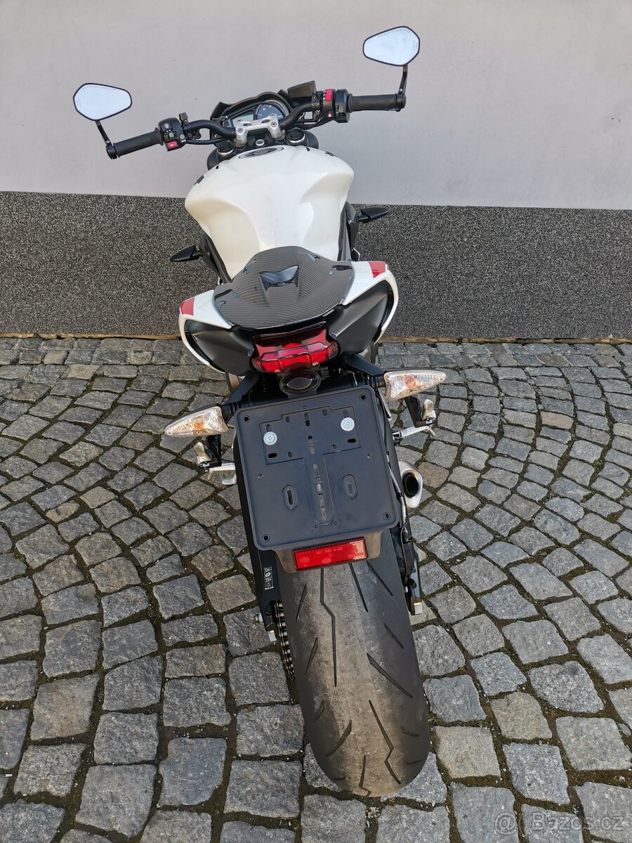 Triumph Street triple - 3