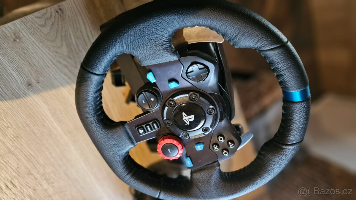 Logitech g29 + pedály + řadící páka - 3