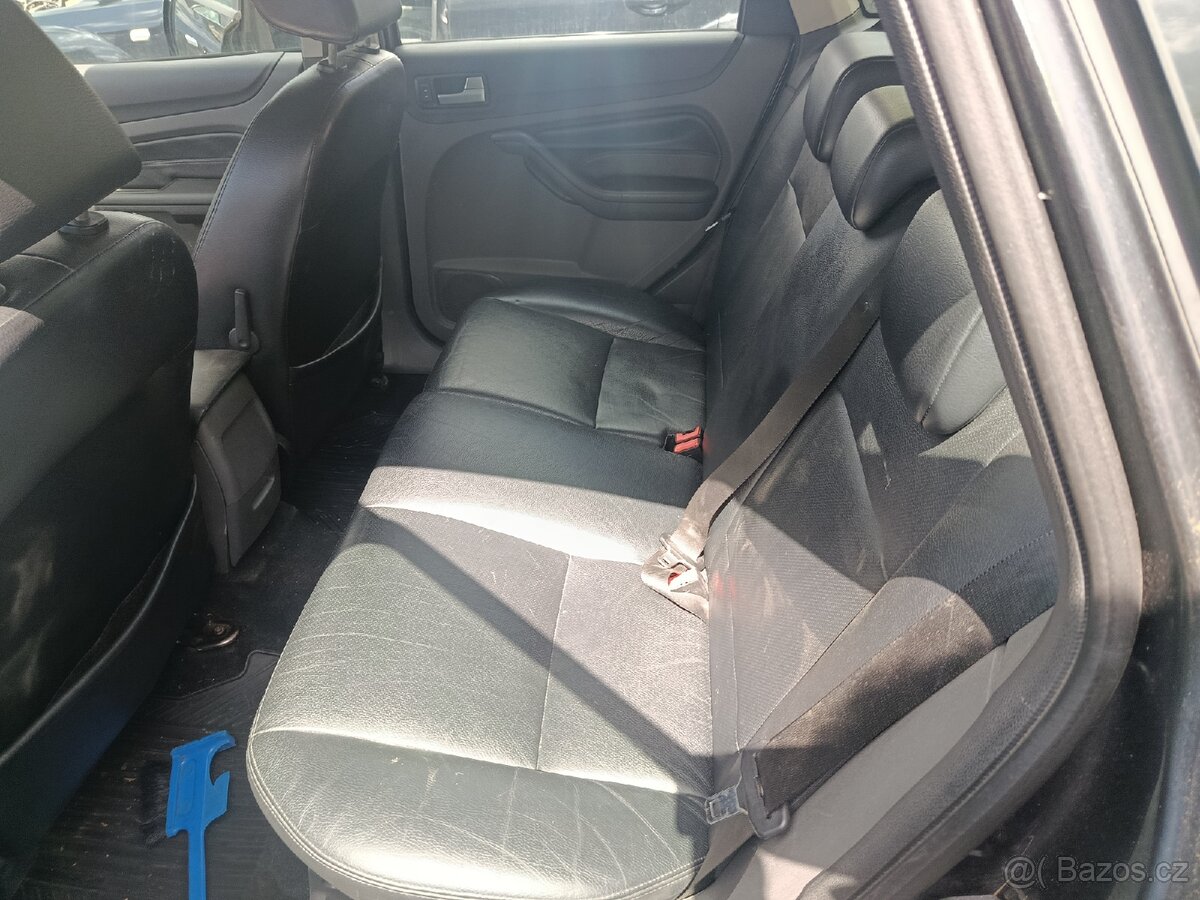 Ford Focus 2 - 3