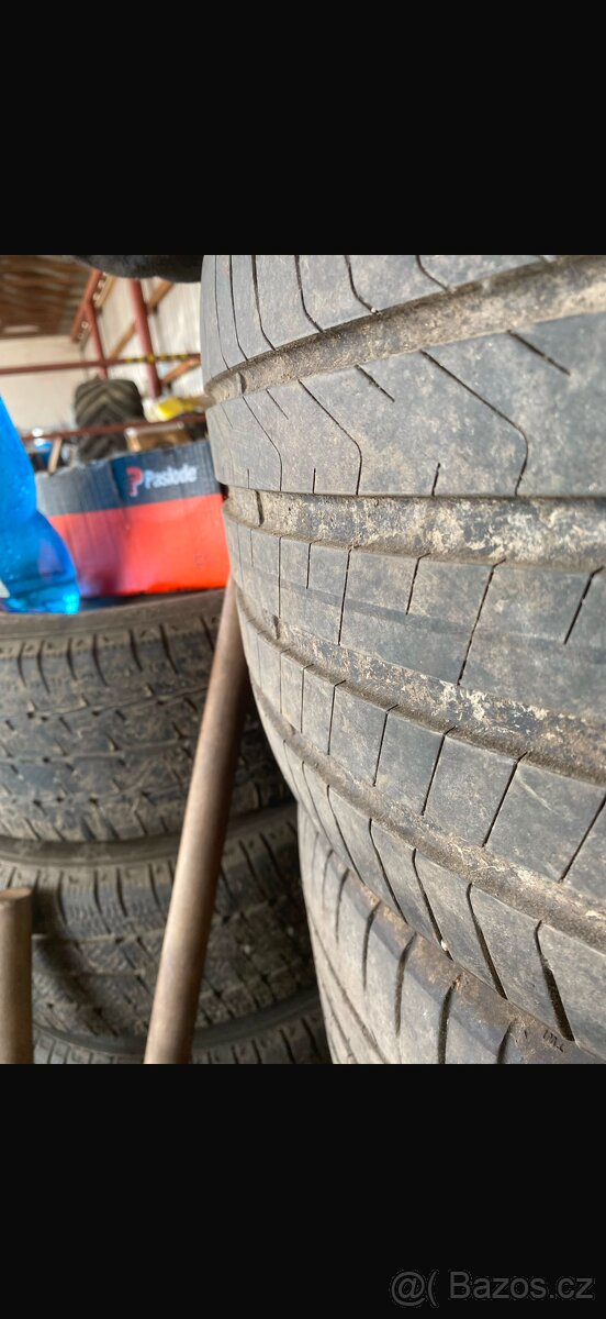 Letní gumy 285/45 R20 - 3