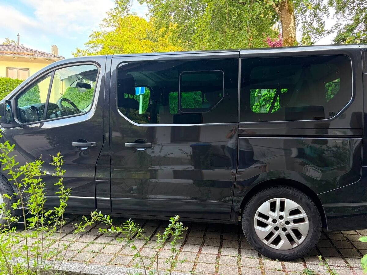 Opel Vivaro, 1.6 CDTI BiTurbo 8MÍST - 3