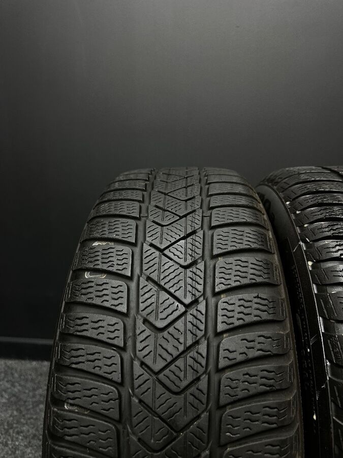 Sada pneu Pirelli 205/60/16 96H - 3
