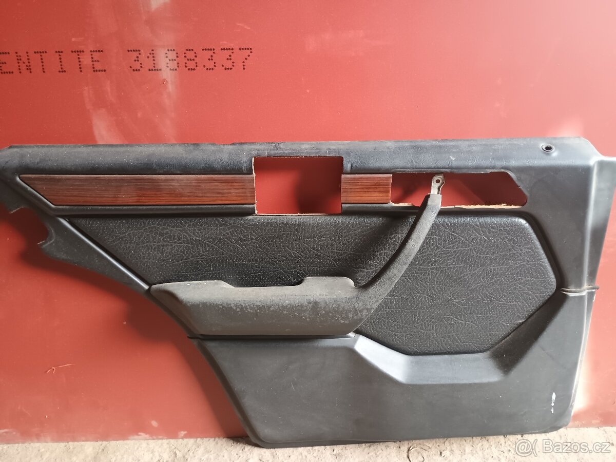 Prodám tapce Mercedes W124 - 3