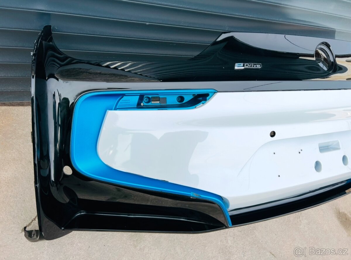 BMW i8 naraznik - 3