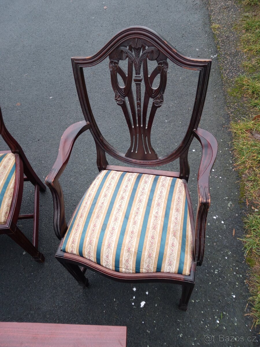 Stůl a židle z masivního dreva - 3