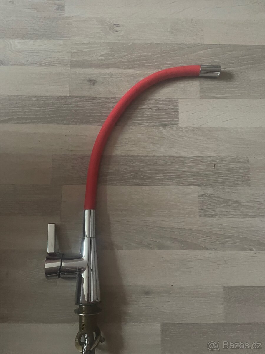 Kuchyňská dřezová baterie - 3