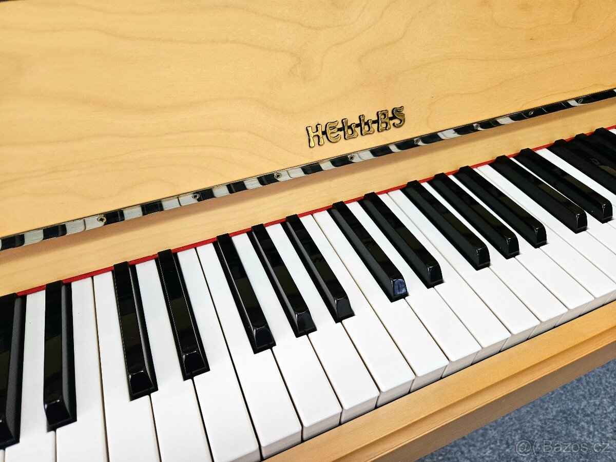 Zánovné pianino značky Hellas po slevě. - 3