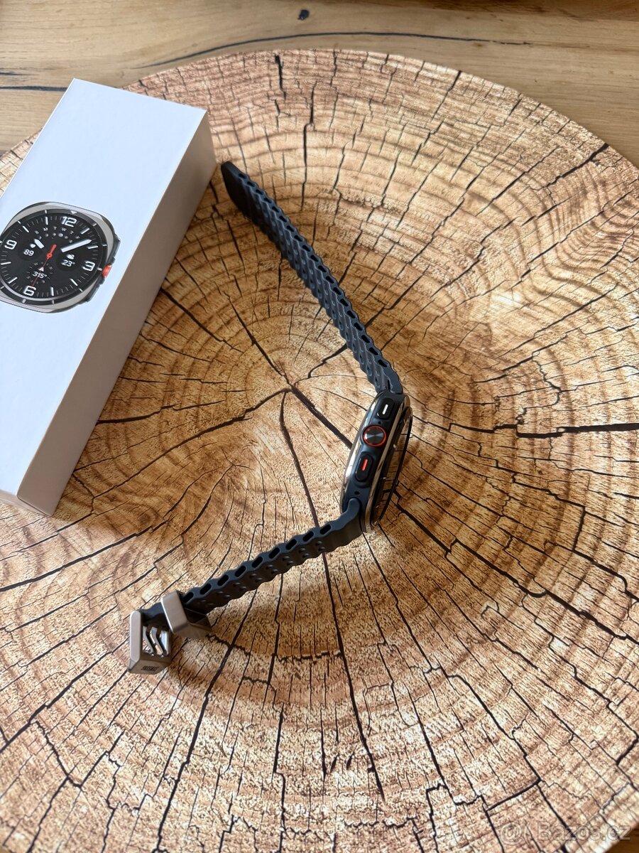 Samsung Galaxy Ultra (2025) Stříbrný titan - 3