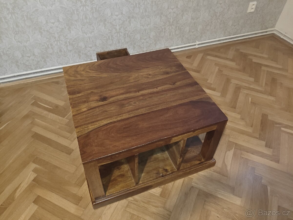 Konferenční stolek masiv - 3