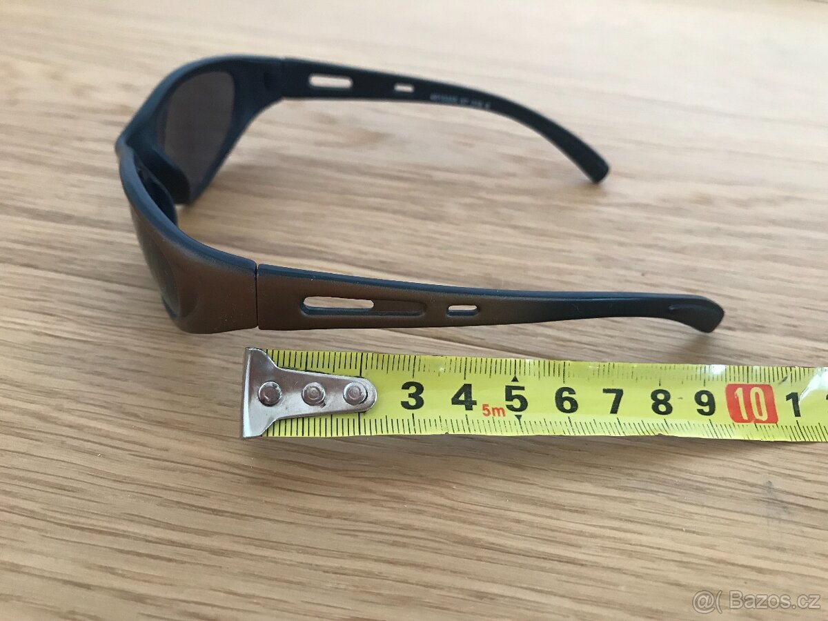 Dětské chlapecké sluneční brýle s UV filtrem - 3
